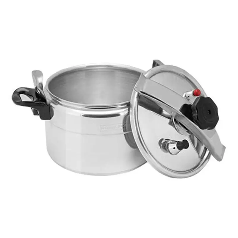 The non-stick pot with a metal lid