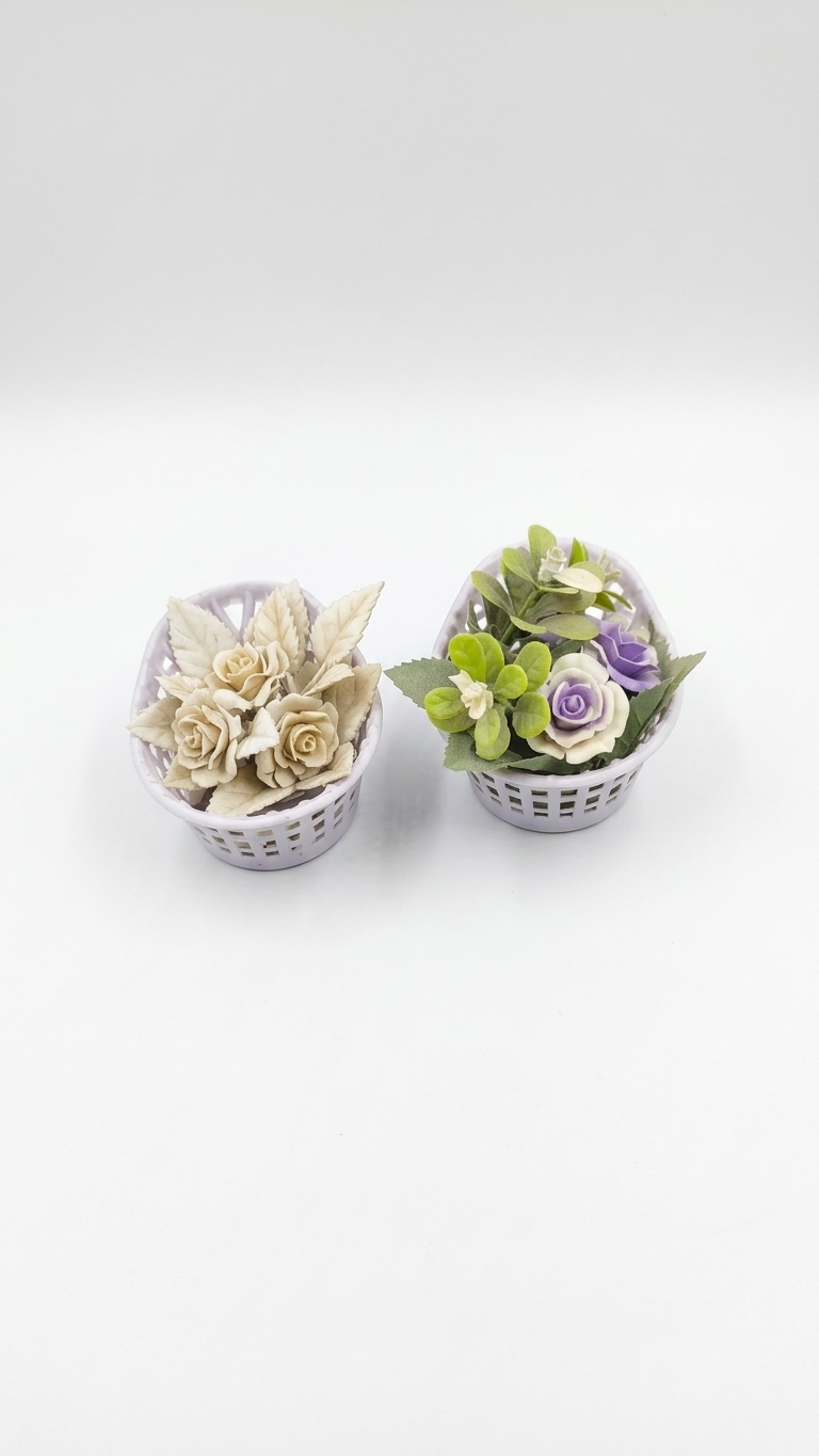 Decorative vase in the shape of a small basket